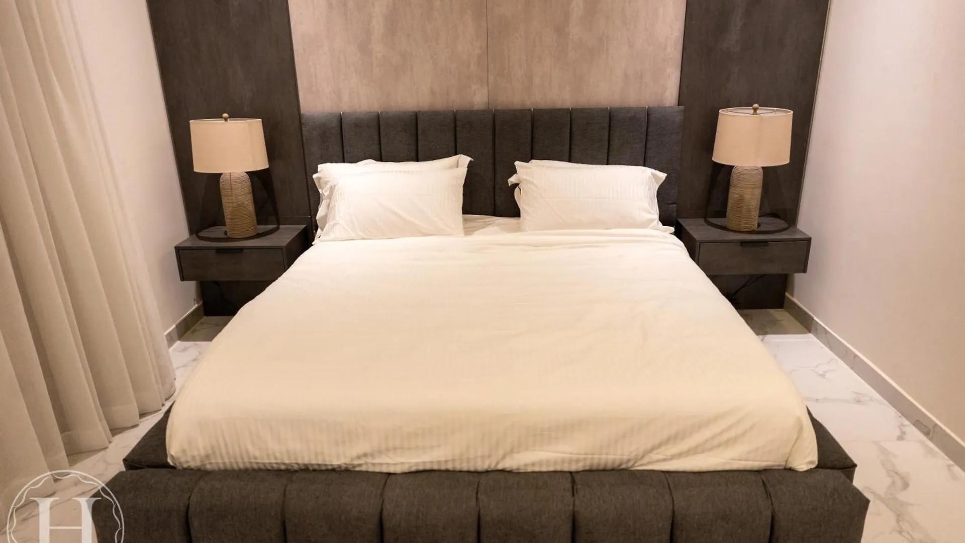 Luxury Apartment 3 Bedroom In Irqah, Эр-Рияд 0*,  Саудовская Аравия