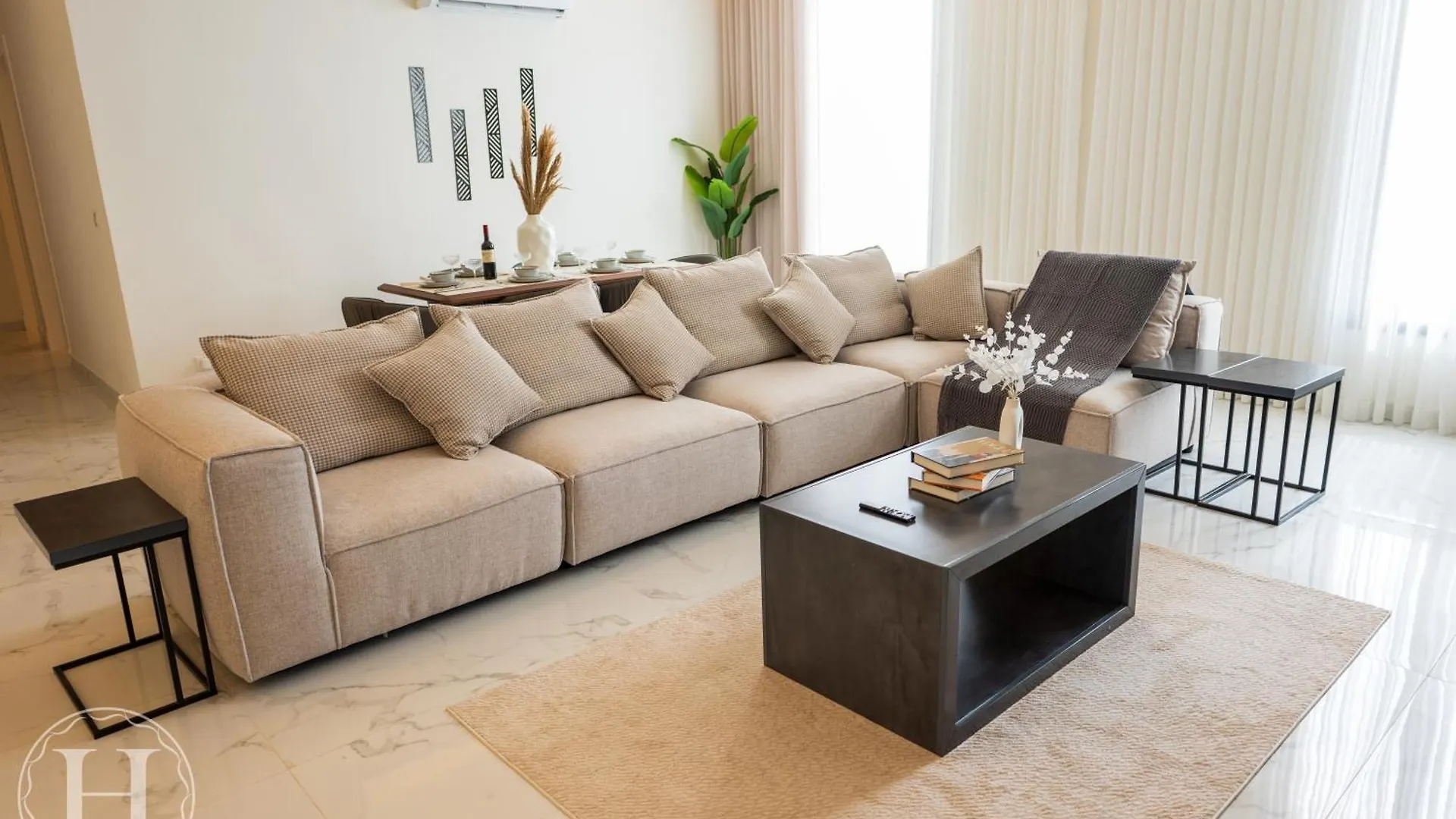 Luxury Apartment 3 Bedroom In Irqah, 利雅德